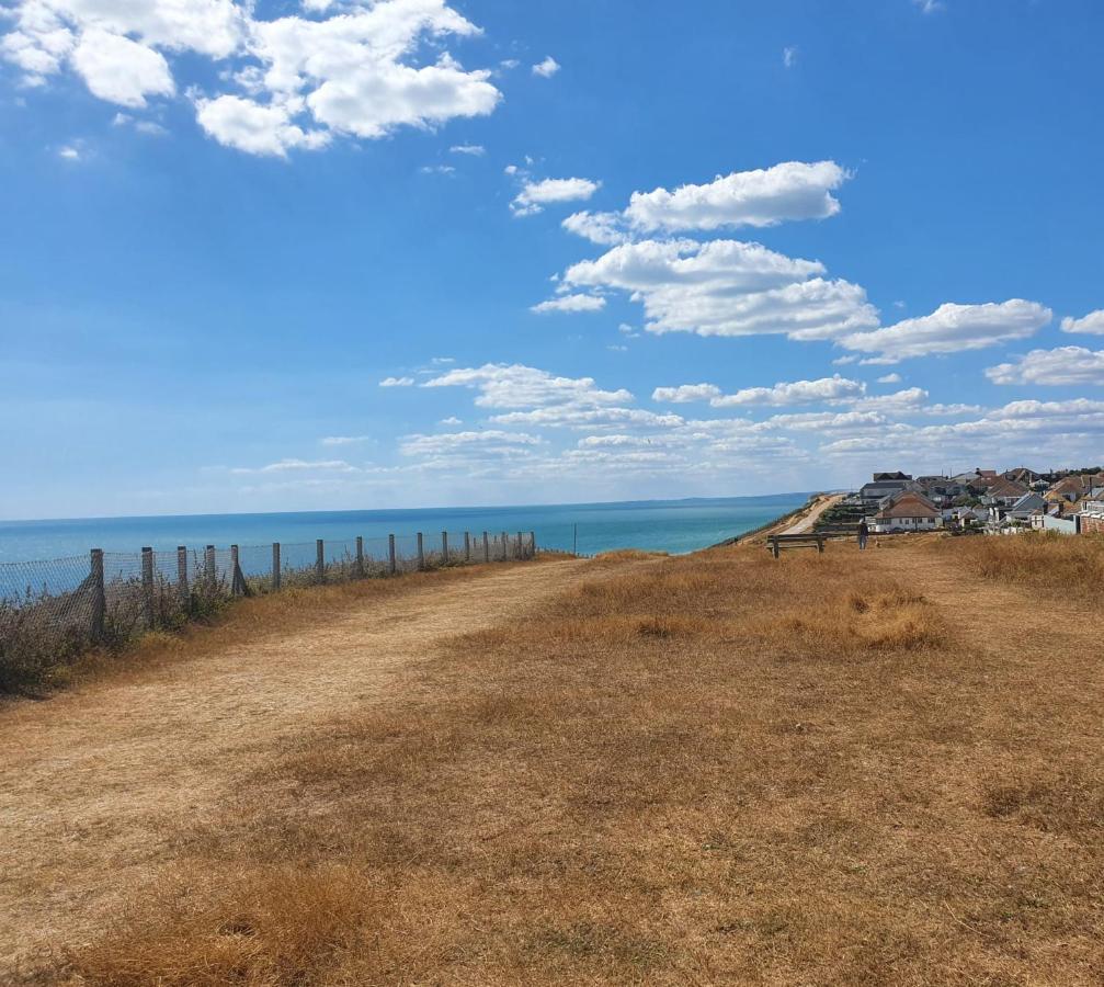 Four Seasons By The Sea Βίλα Peacehaven Εξωτερικό φωτογραφία