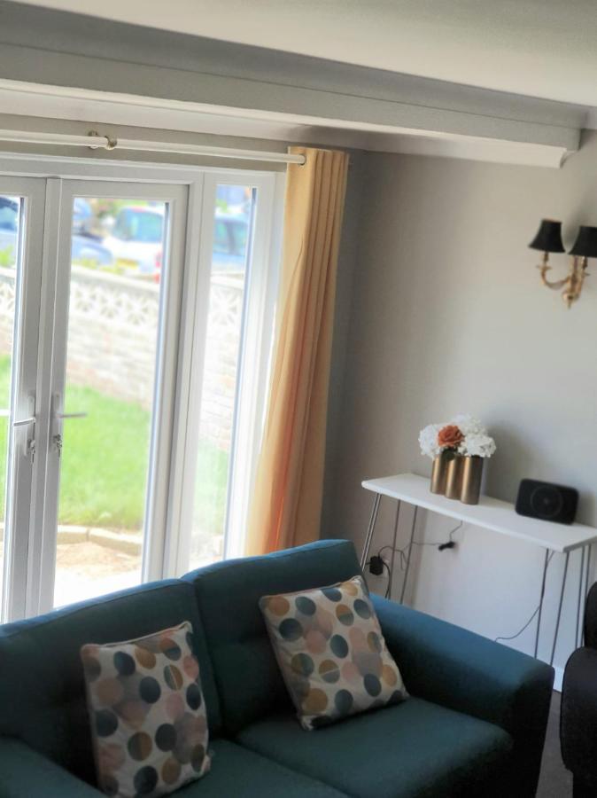 Four Seasons By The Sea Βίλα Peacehaven Εξωτερικό φωτογραφία